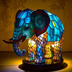 Lampa ve stylu Tiffany – Slon